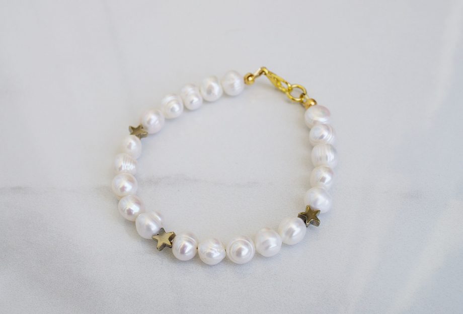 Stars and natural pearls bracelet