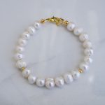 Pearls accent bracelet