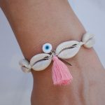 Natural cowrie shell bracelet with tassel