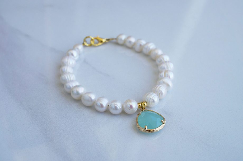 Pearls and green accent bracelet