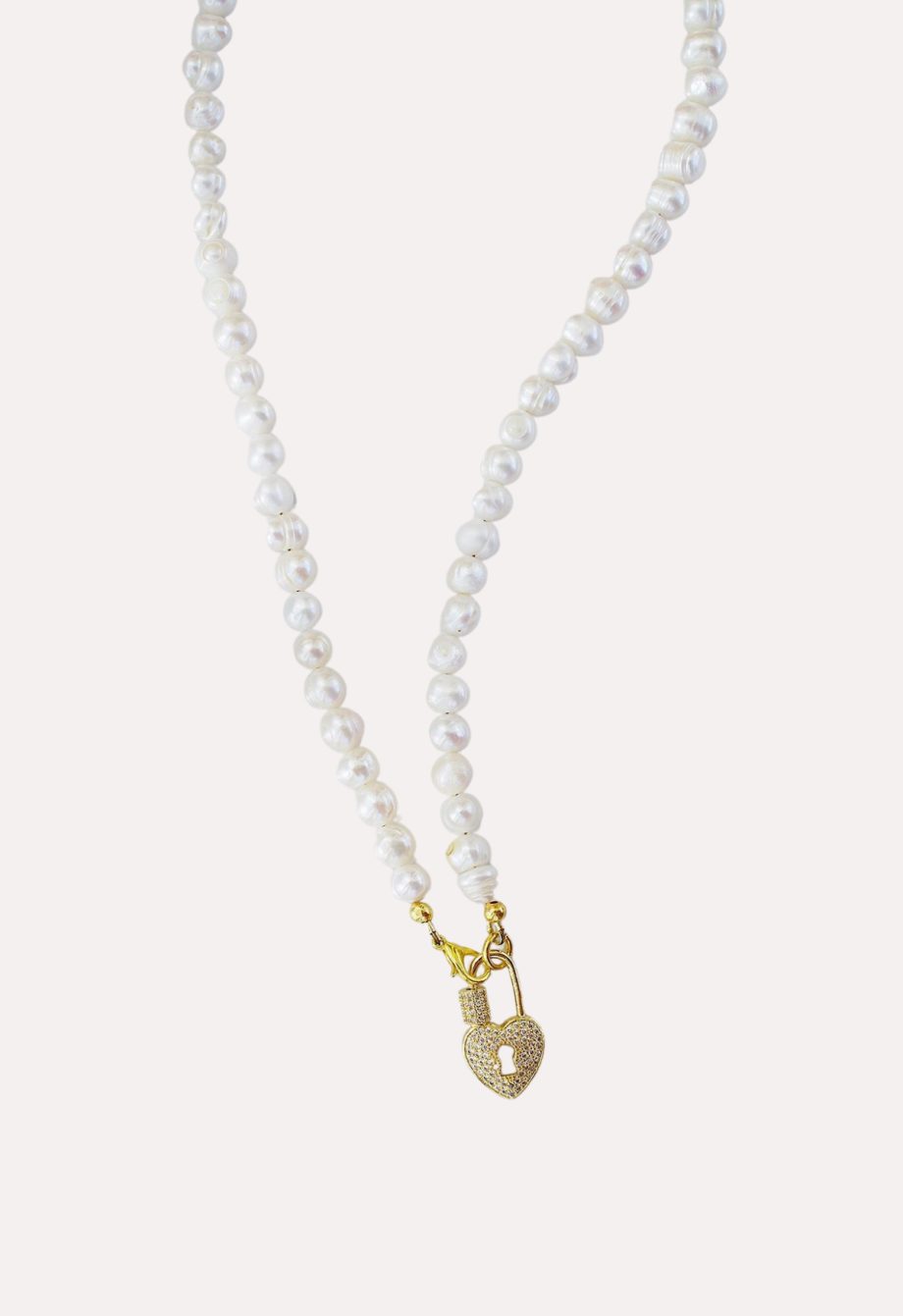 Heart padlock pearls necklace