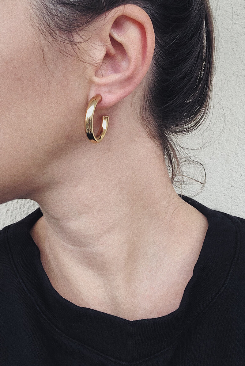 Stainless steel gold hoop earrings